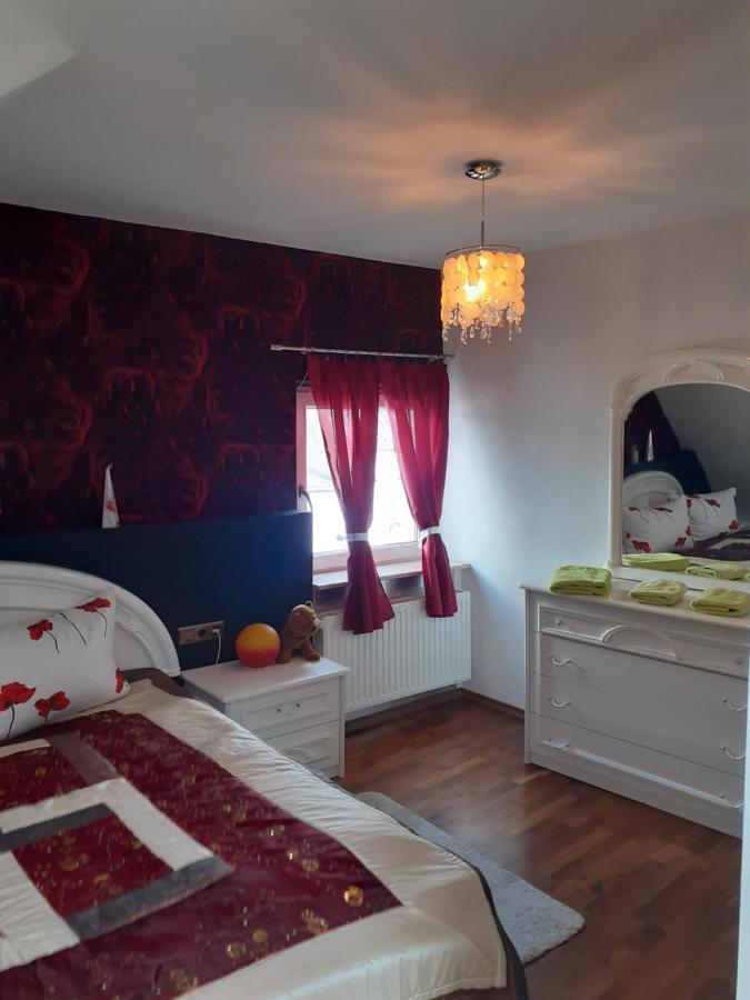 Gemuetliche Zimmer Kaisersesch Екстериор снимка